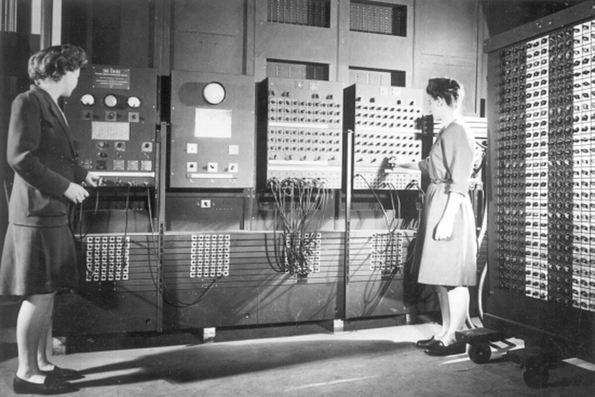 How the Earliest Computers Processed Information